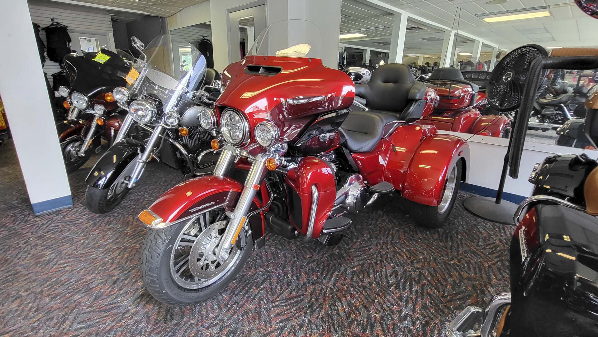 2018 Harley Davidson TriGlide Ultra FLHTCUTG